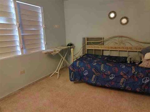 Habitación con ventanas Miami y tocador
